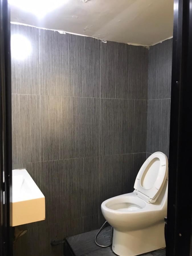Rod Fai Fah Apartment Banguecoque Exterior foto